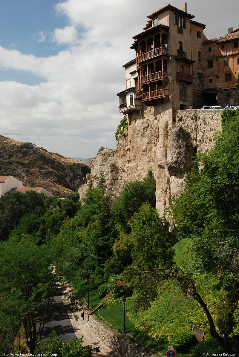 Hanging Houses of Cuenca photo