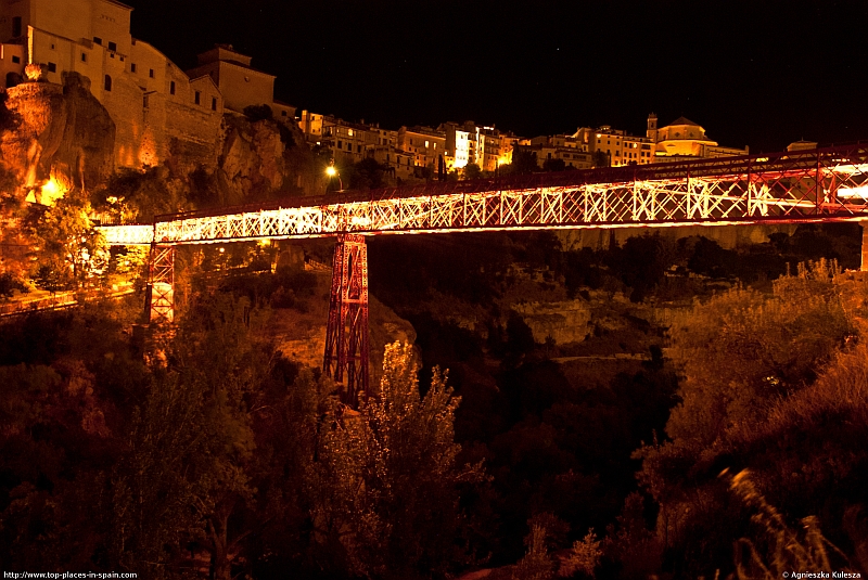 The St. Paul bridge at night photo