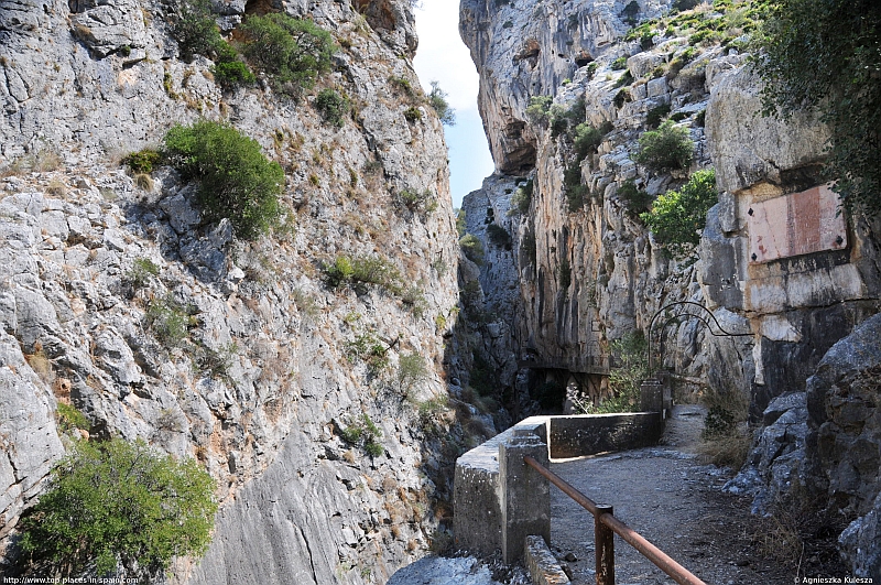 El Camino del Rey behind the locked door