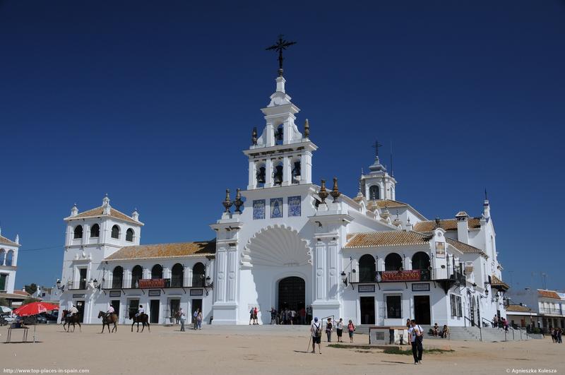 The Hermitage of El Rocío photo