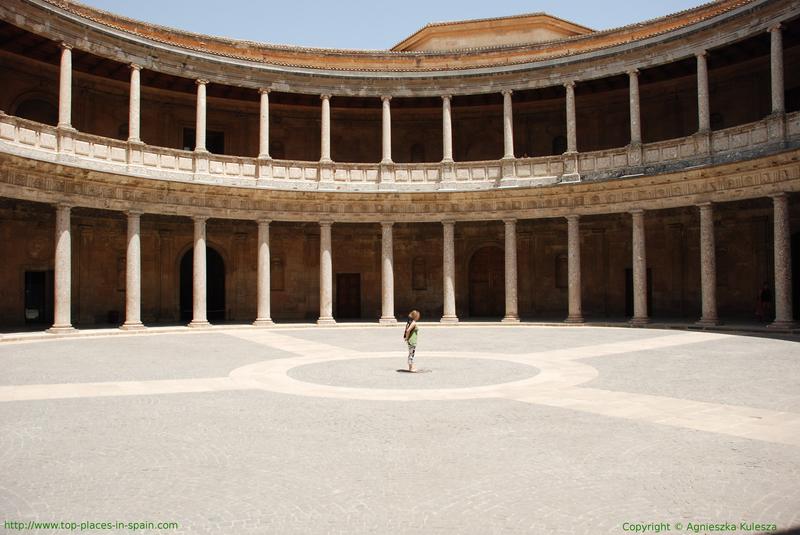 Granada - the interior of the Palace of Charles V photo